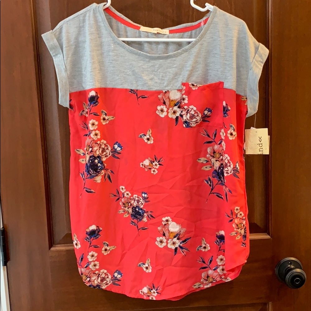 Rewind polyester and rayon top